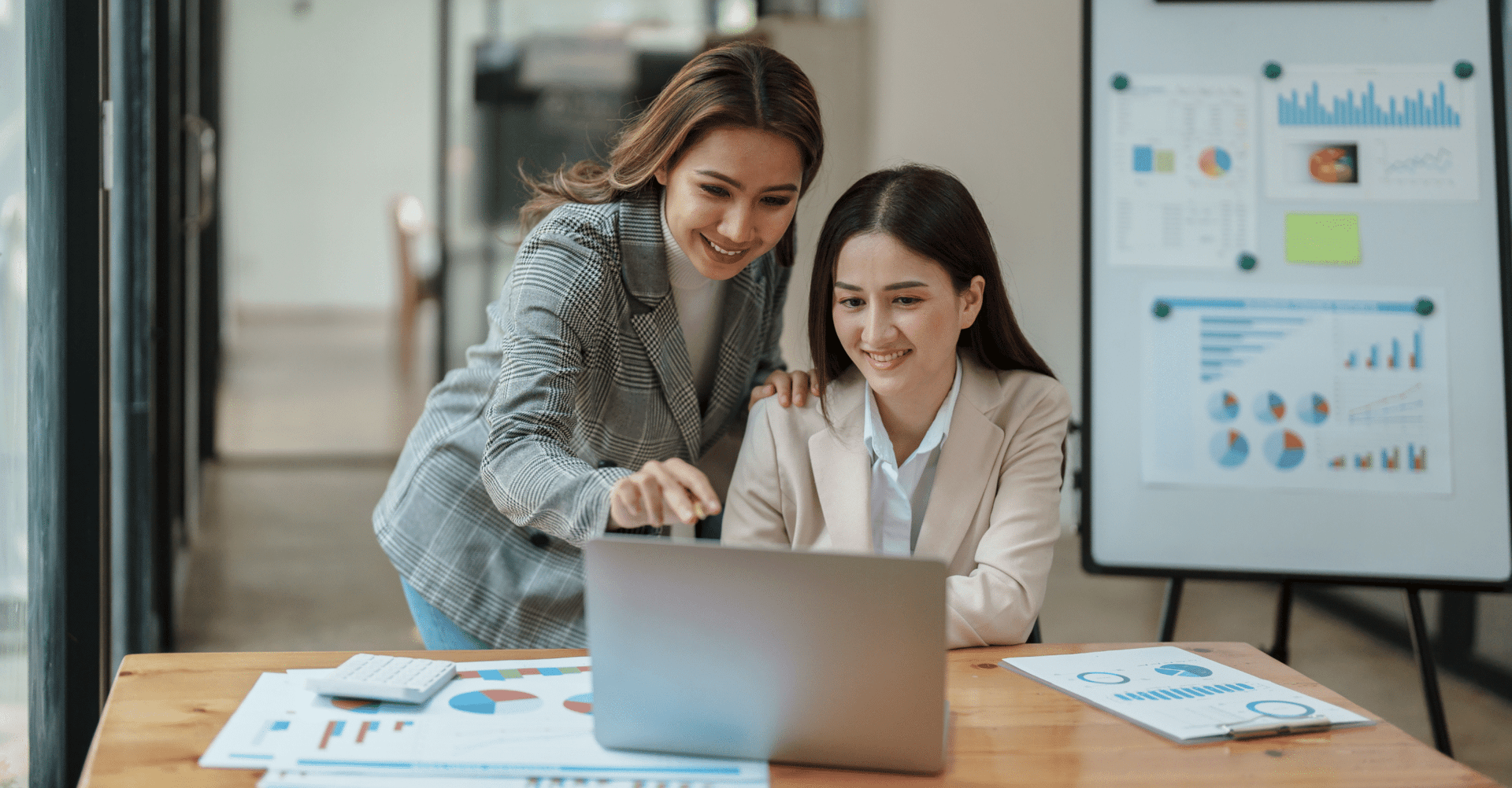 Using Competitive Intelligence for Sales to Beat Your Rivals